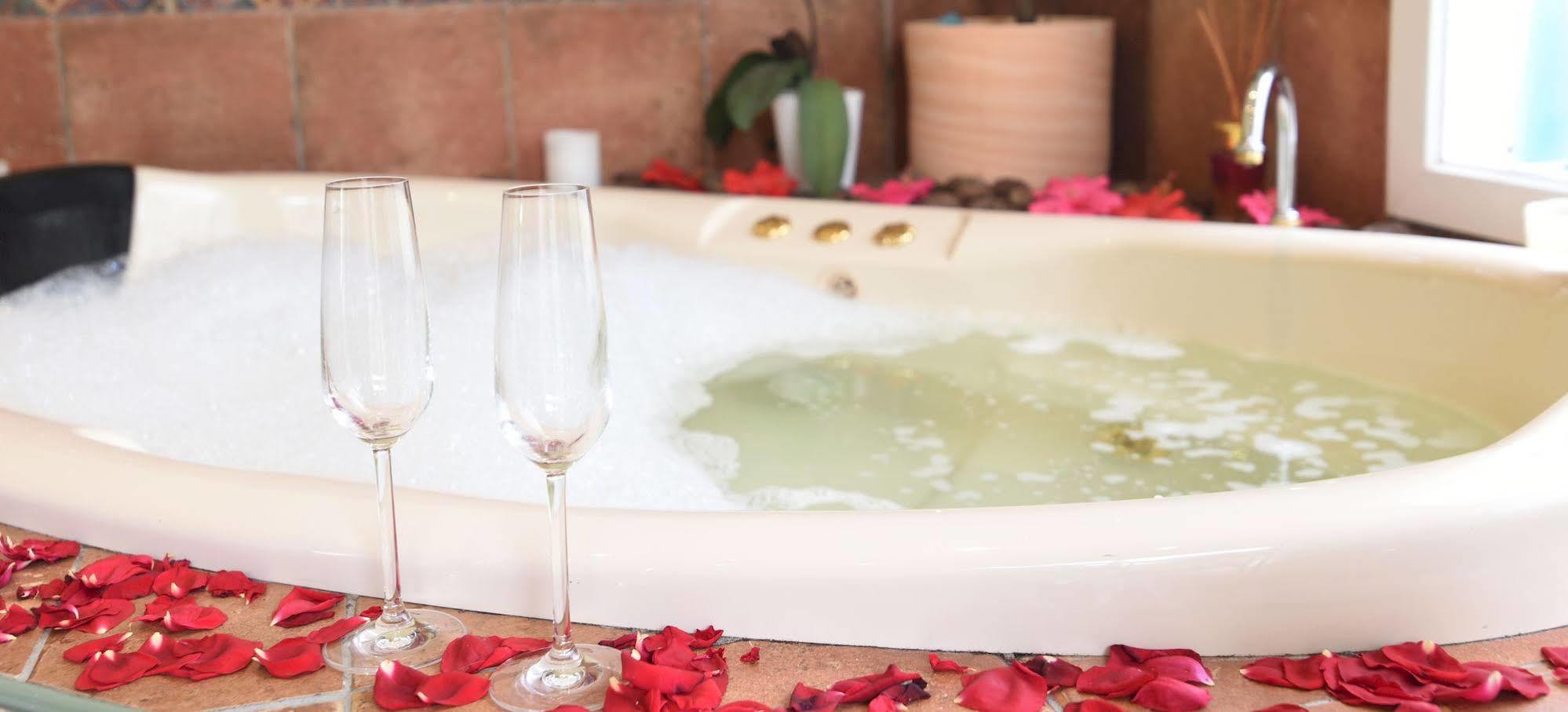 Lakeside Cottage Luxury B&B Mount Dandenong Esterno foto
